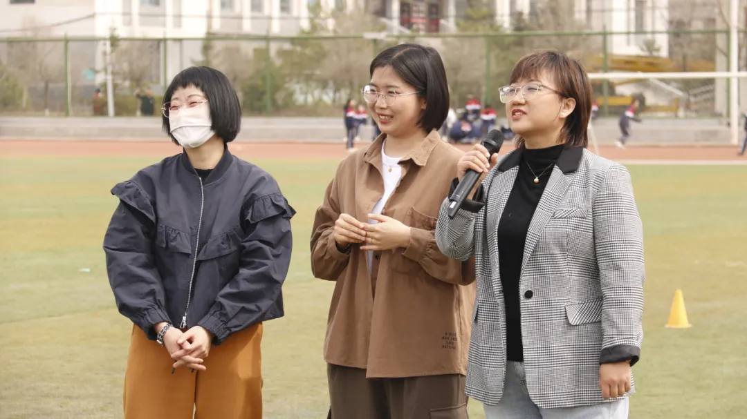 【中考】挑战极限,为梦而战——赛罕区民族中学举行中考励志报告会-第16张图片-四季读书网