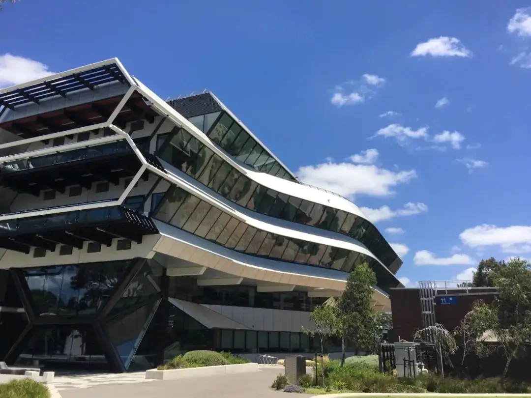 2024高考留学双规划|用高考成绩直接申请澳洲大学!附2024年澳洲八大高考成绩要求!-第37张图片-四季读书网