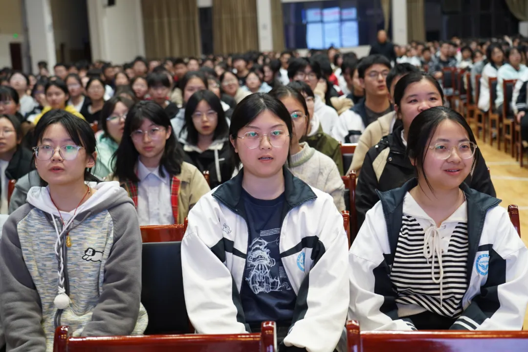 心理赋能 赢在高考——祁门一中励志心理辅导讲座助力高三学子决胜高考-第6张图片-四季读书网