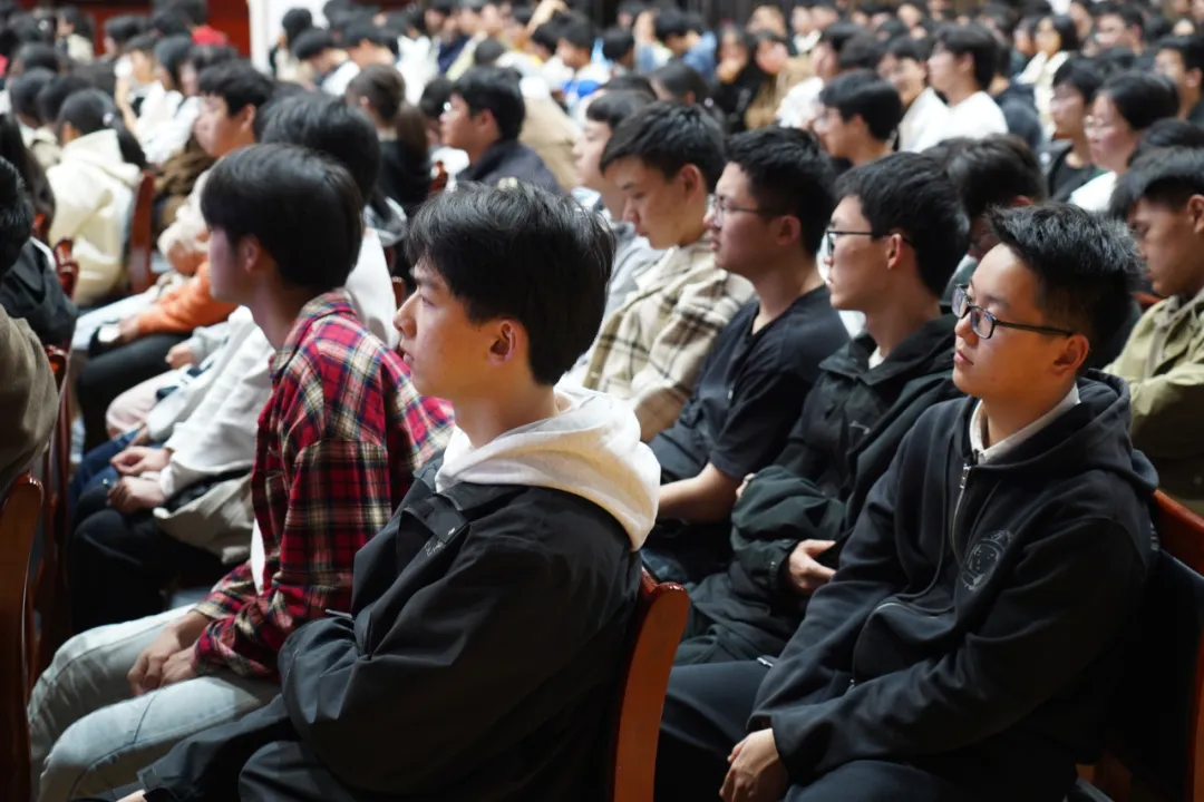 心理赋能 赢在高考——祁门一中励志心理辅导讲座助力高三学子决胜高考-第24张图片-四季读书网