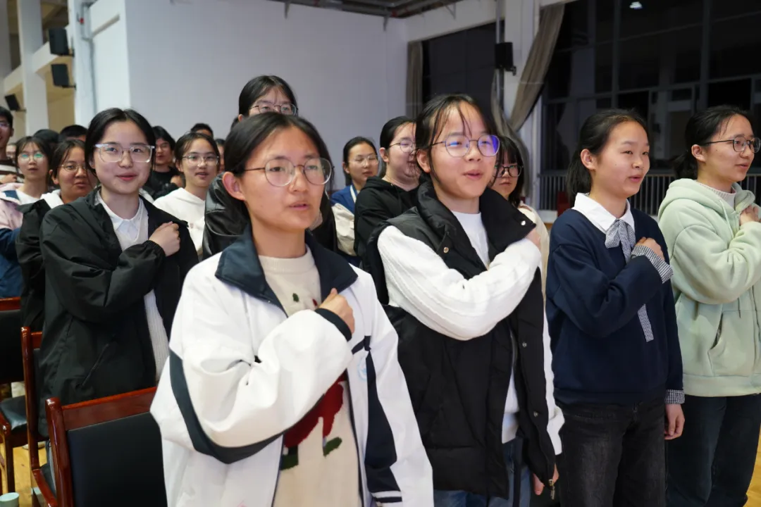 心理赋能 赢在高考——祁门一中励志心理辅导讲座助力高三学子决胜高考-第16张图片-四季读书网