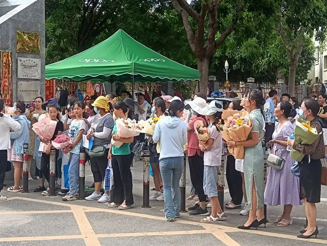 直击高考│元江县2023年普通高考圆满结束-第5张图片-四季读书网 直击高考│元江县2023年普通高考圆满结束-第5张图片-四季读书网