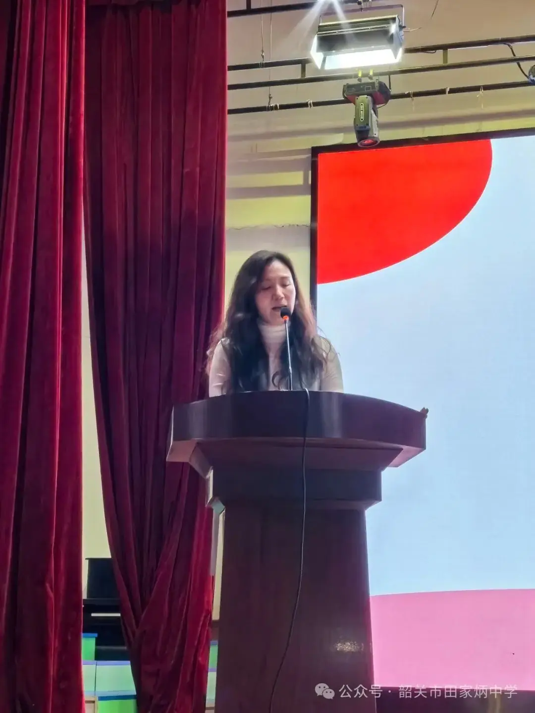 高考奋斗正当时   逐梦青春向未来——韶关市田家炳中学2024届高三年级高考60天誓师大会-第6张图片-四季读书网