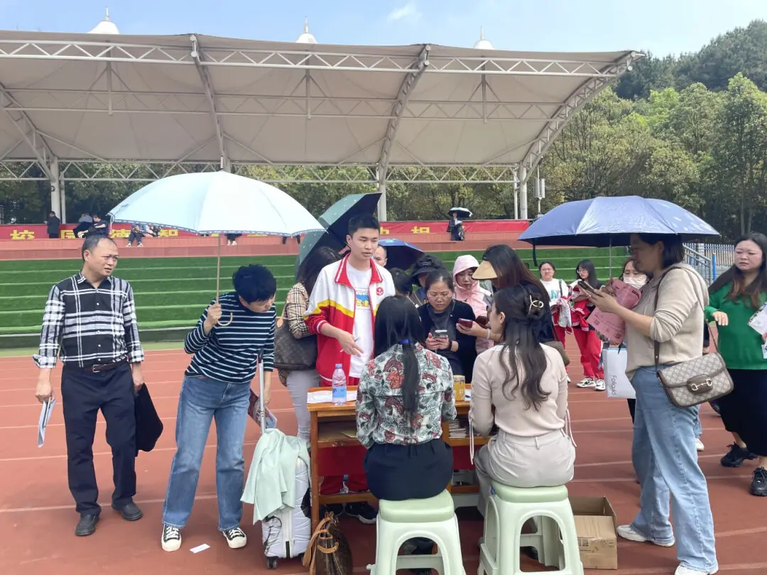 有关新高考!78所高校在百年一中展开一场筑梦之约! 第7张 有关新高考!78所高校在百年一中展开一场筑梦之约! 第7张