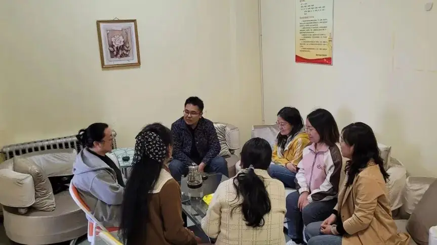 心无旁骛    迎战高考——凤鸣中学开展高三心理团辅活动-第9张图片-四季读书网