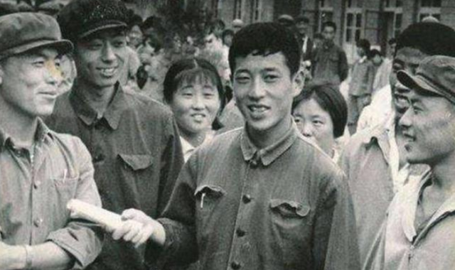 1973年,张铁生高考交白卷,入狱15年后成为亿万富翁-第3张图片-四季读书网