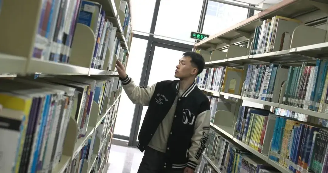 身边|一名退役士兵的成长故事:两次高考,艰难抉择,在人生逆境中保持信心和勇气! 第3张 身边|一名退役士兵的成长故事:两次高考,艰难抉择,在人生逆境中保持信心和勇气! 第3张