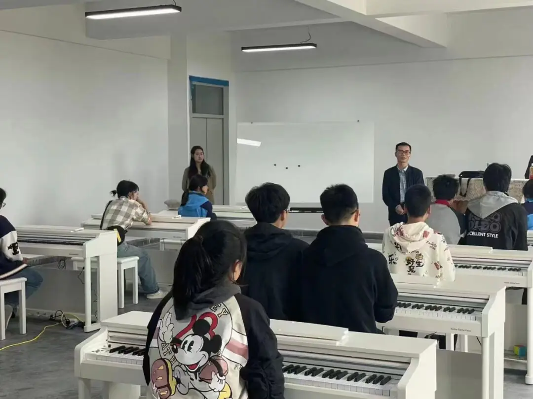 荆门市楚华高中艺术类高考音乐/美术特长班正式开班啦-第2张图片-四季读书网