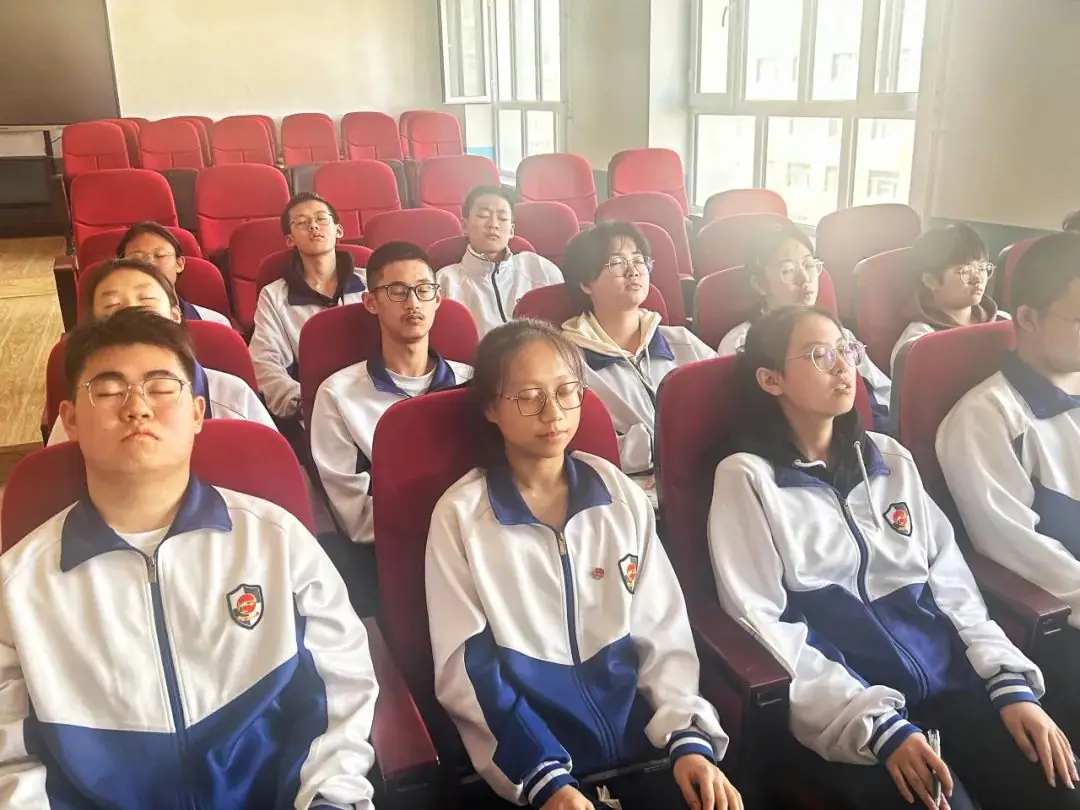 中考倒计时75天,我们还能做什么?——第三十四中学初三学年学生学习力培养系列讲座之考前心理辅导-第15张图片-四季读书网
