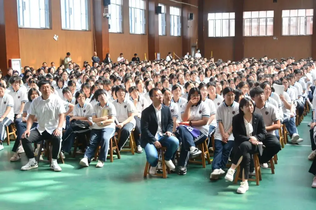 丰翼中学 | 决战高考 成就梦想 第24张 丰翼中学 | 决战高考 成就梦想 第24张