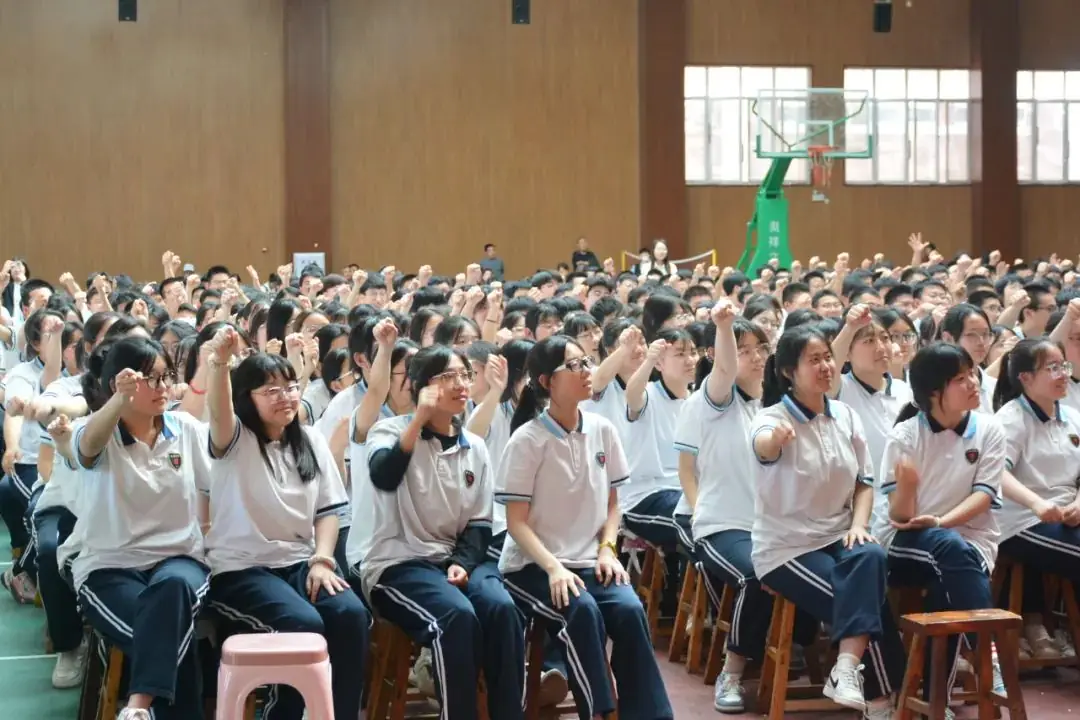 丰翼中学 | 决战高考 成就梦想 第25张 丰翼中学 | 决战高考 成就梦想 第25张