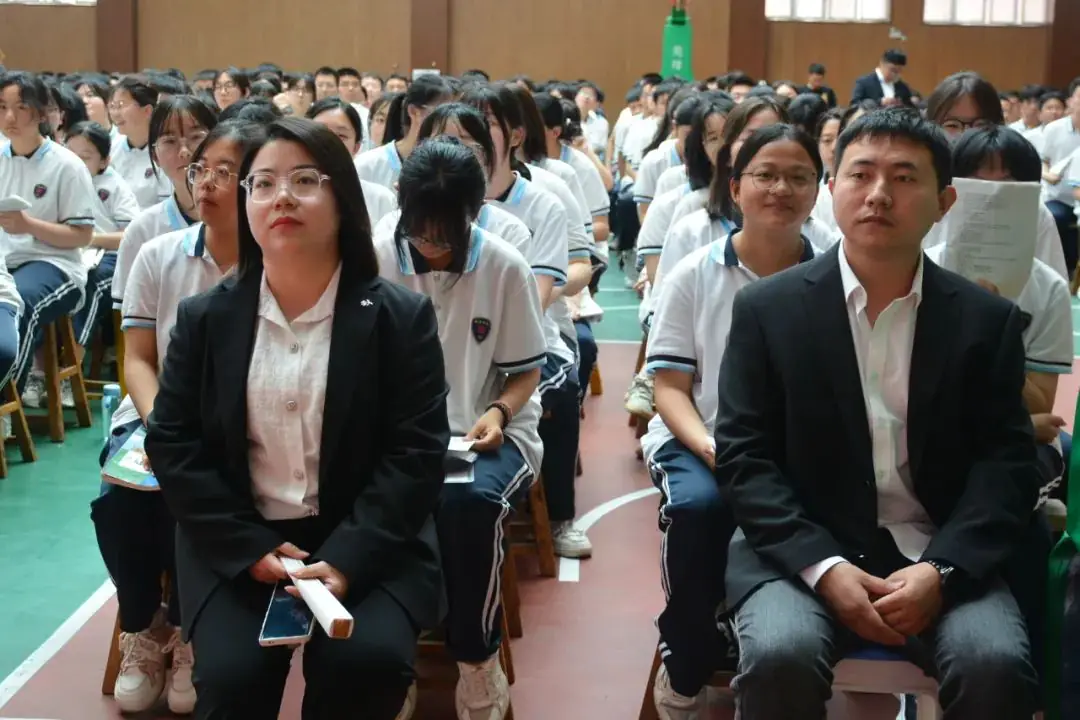 丰翼中学 | 决战高考 成就梦想 第29张 丰翼中学 | 决战高考 成就梦想 第29张