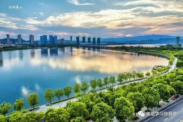 备考专题:高考英语真题分项之介词1-第2张图片-四季读书网 备考专题:高考英语真题分项之介词1-第2张图片-四季读书网
