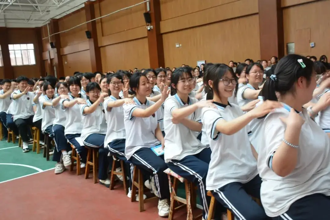 丰翼中学 | 决战高考 成就梦想 第21张 丰翼中学 | 决战高考 成就梦想 第21张