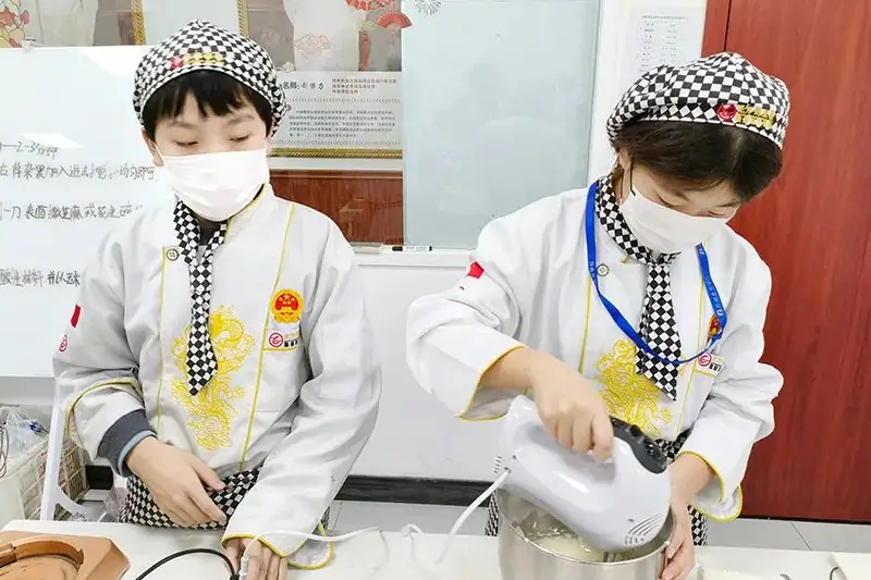 【事关中考】一模启动!没有把握上普通高中,选择职校优势更多!-第3张图片-四季读书网 【事关中考】一模启动!没有把握上普通高中,选择职校优势更多!-第3张图片-四季读书网
