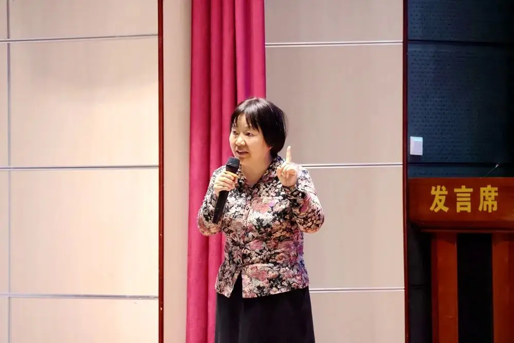 聚焦高考谋增量   名师引领促提质---泾阳县教育局组织举办高考备考专题辅导大讲堂-第7张图片-四季读书网