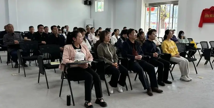 高考启新程,共赢学子梦 ——高考志愿填报公益讲座开讲啦!-第6张图片-四季读书网