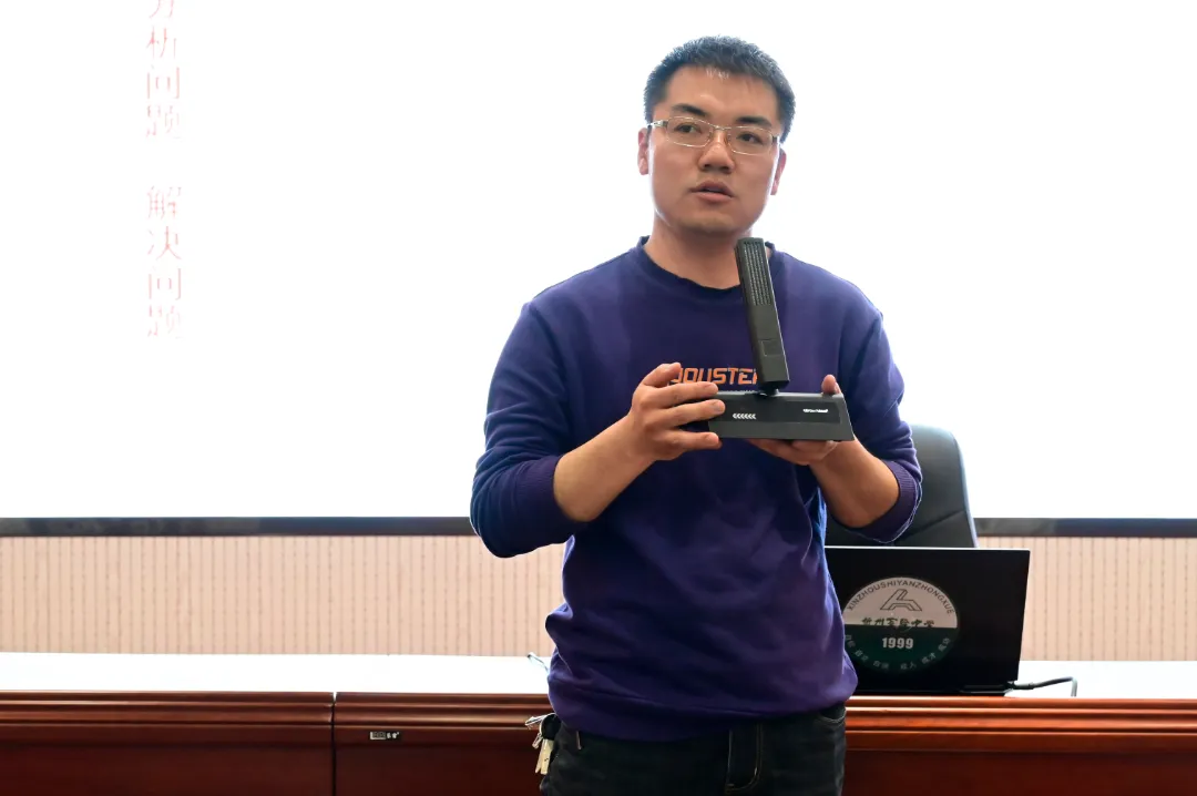 忻州实验中学举行高考规范答题专题讲座-第7张图片-四季读书网