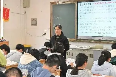 专家引领把方向 赋能中考促发展——区教师发展中心到实验中学进行教学工作专项调研-第14张图片-四季读书网 专家引领把方向 赋能中考促发展——区教师发展中心到实验中学进行教学工作专项调研-第14张图片-四季读书网