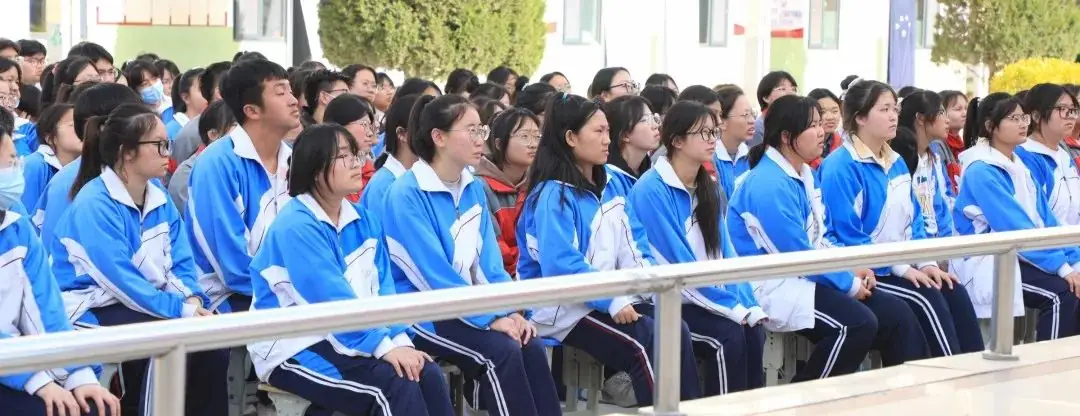 决胜高考 圆梦大学——靖边七中2024届高考冲刺50天动员大会 第6张 决胜高考 圆梦大学——靖边七中2024届高考冲刺50天动员大会 第6张