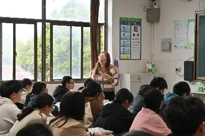 专家引领把方向 赋能中考促发展——区教师发展中心到实验中学进行教学工作专项调研-第12张图片-四季读书网 专家引领把方向 赋能中考促发展——区教师发展中心到实验中学进行教学工作专项调研-第12张图片-四季读书网