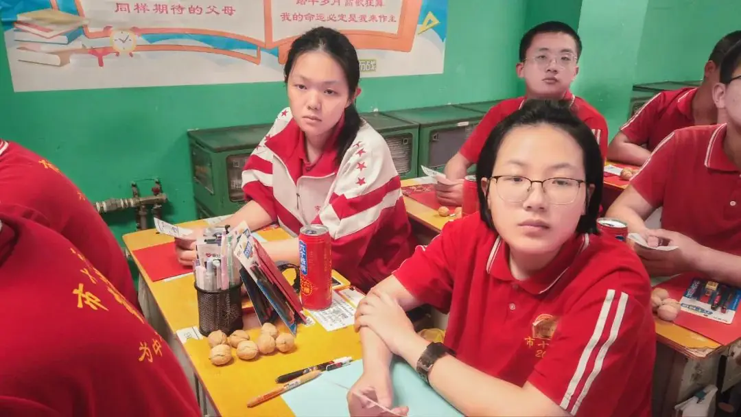 高考倒计时50天,看看顺平学子的励志“充电”锦囊! 第26张 高考倒计时50天,看看顺平学子的励志“充电”锦囊! 第26张
