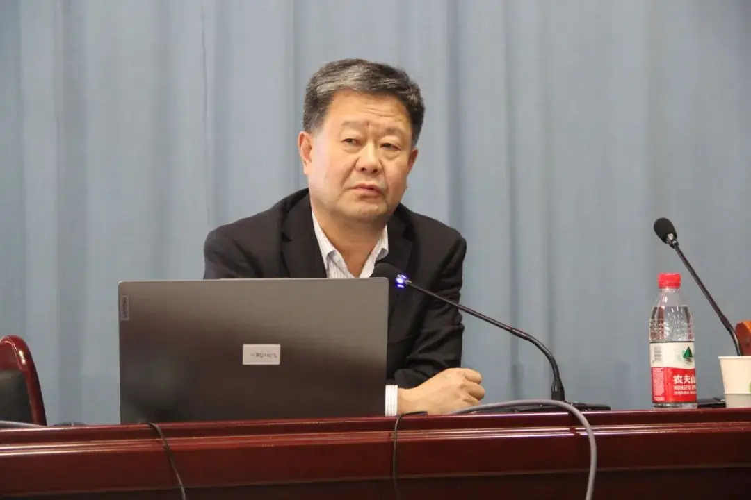 战胜高考 绽放青春——全国著名教育专家王金战专题励志讲座-第3张图片-四季读书网 战胜高考 绽放青春——全国著名教育专家王金战专题励志讲座-第3张图片-四季读书网