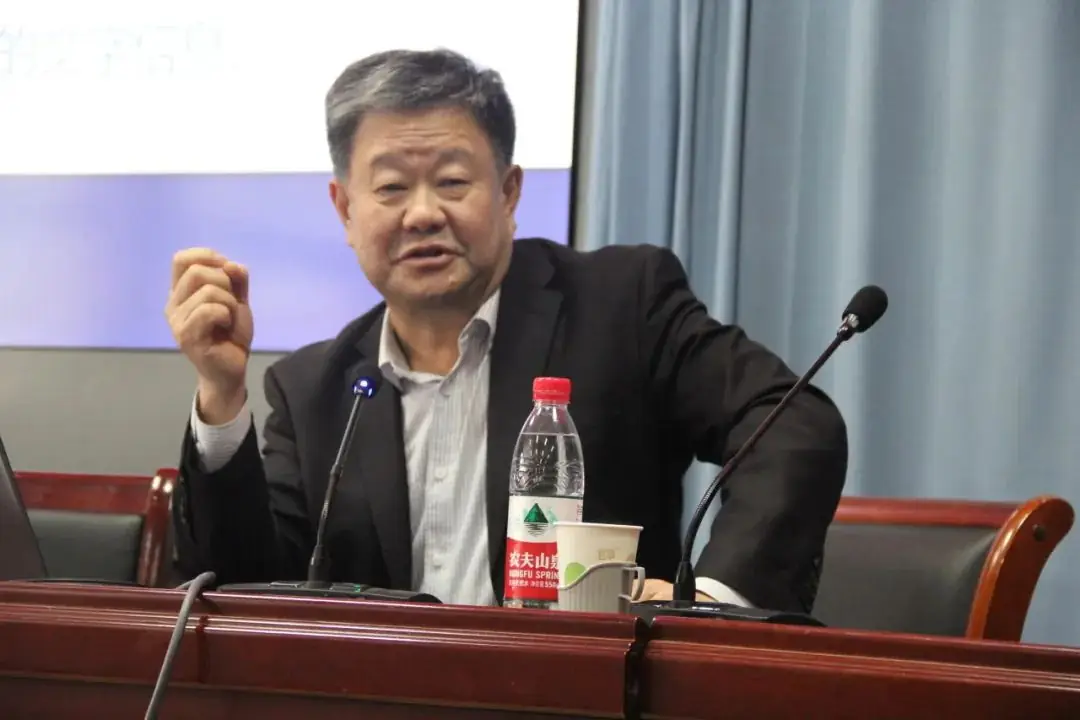 战胜高考 绽放青春——全国著名教育专家王金战专题励志讲座-第4张图片-四季读书网 战胜高考 绽放青春——全国著名教育专家王金战专题励志讲座-第4张图片-四季读书网