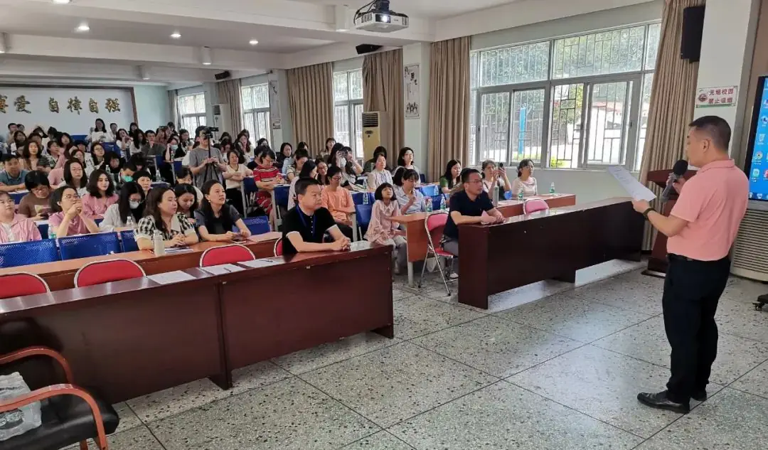 名师传经送宝,助力三中中考 ——海丰县中考备考专家讲座暨名师优课活动在海城镇第三中学举行-第10张图片-四季读书网