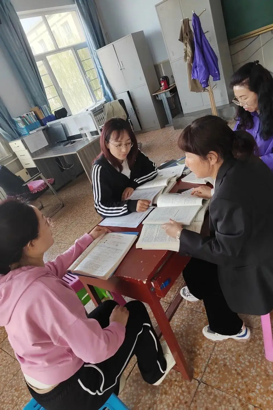 “积极备战,迎战中考”五原县第三中学开展中考调研活动-第35张图片-四季读书网 “积极备战,迎战中考”五原县第三中学开展中考调研活动-第35张图片-四季读书网
