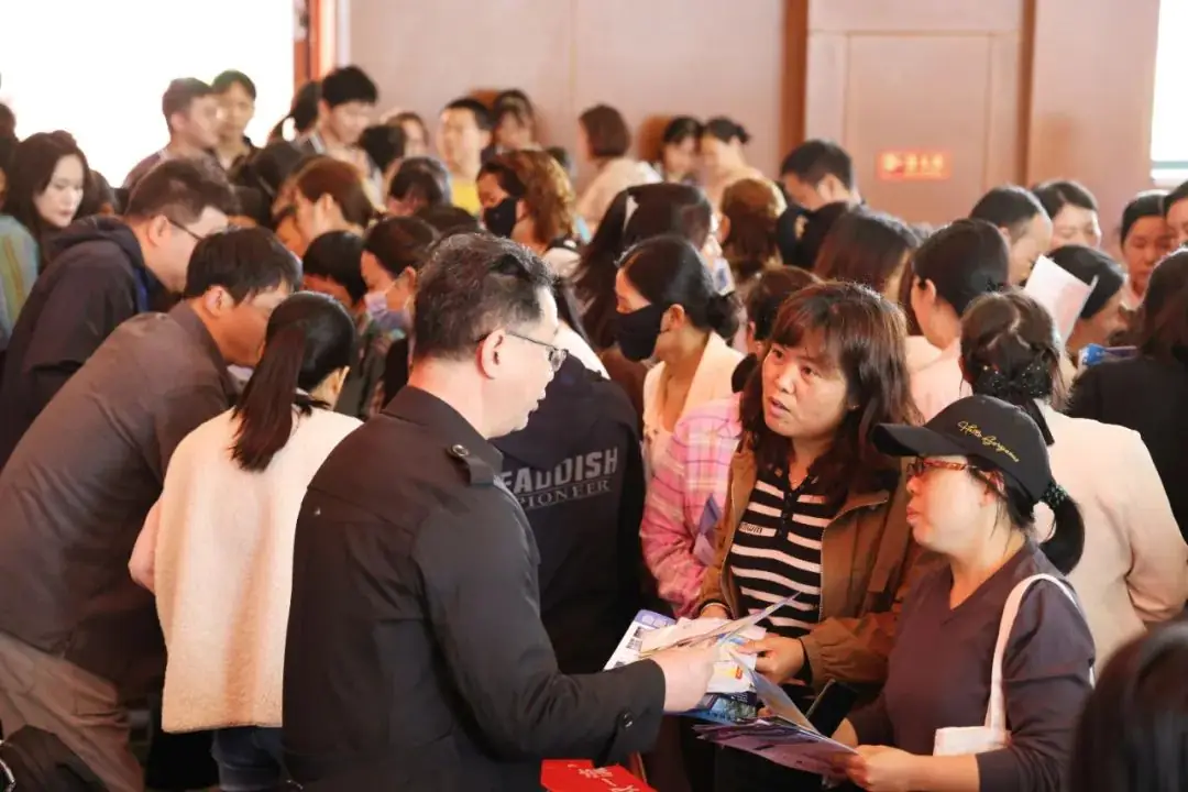 助力高考|我校举行2024年“高校进校园”高考招生宣讲活动-第11张图片-四季读书网