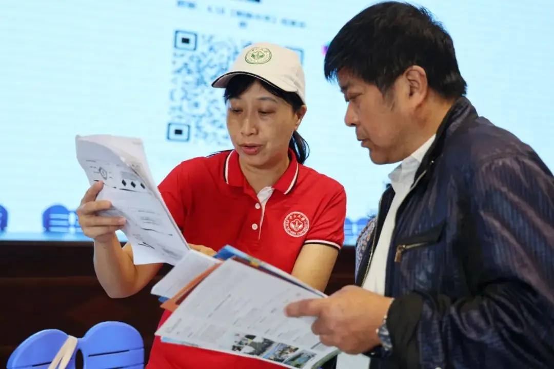 助力高考|我校举行2024年“高校进校园”高考招生宣讲活动-第12张图片-四季读书网