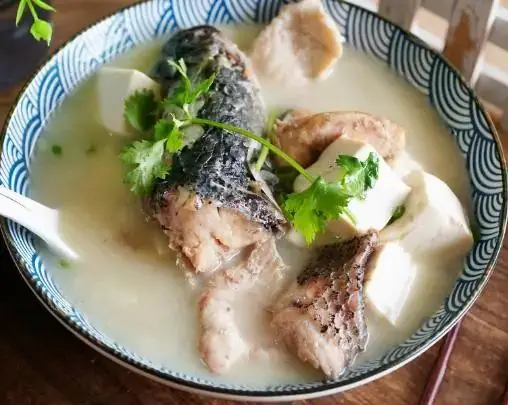 高考进入倒计时,建议家长:多给孩子吃这6道菜,被称“脑黄金”-第2张图片-四季读书网