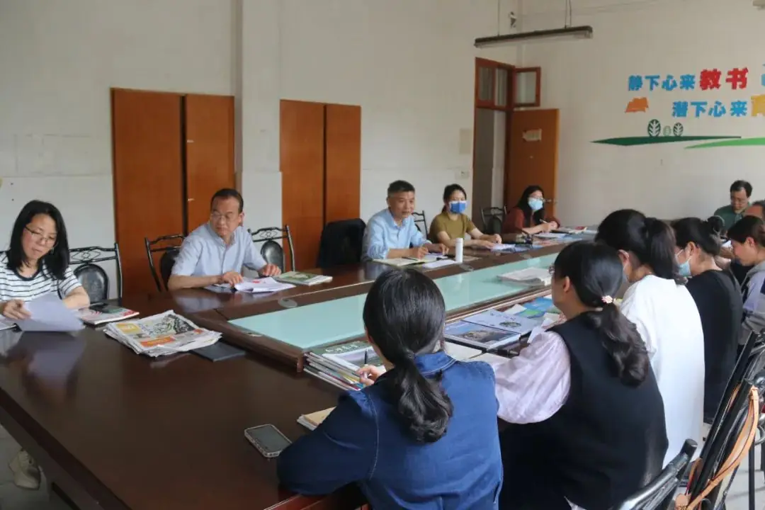 “冲刺高考·我来助跑”|汾口中学:诊断·调整·再出发——县教育发展研究中心莅临我校开展高三教学调研-第57张图片-四季读书网