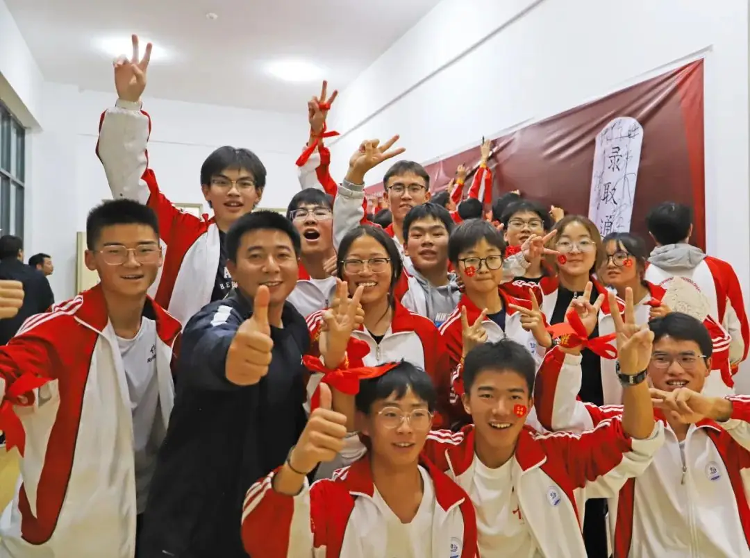 致远中学2024年高考冲刺励志演讲-第27张图片-四季读书网