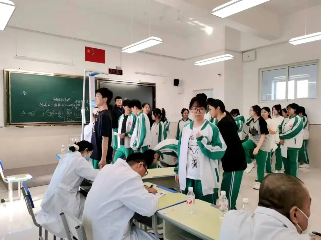 送检到校 助力高考——黑河二院圆满完成高考体检工作-第4张图片-四季读书网