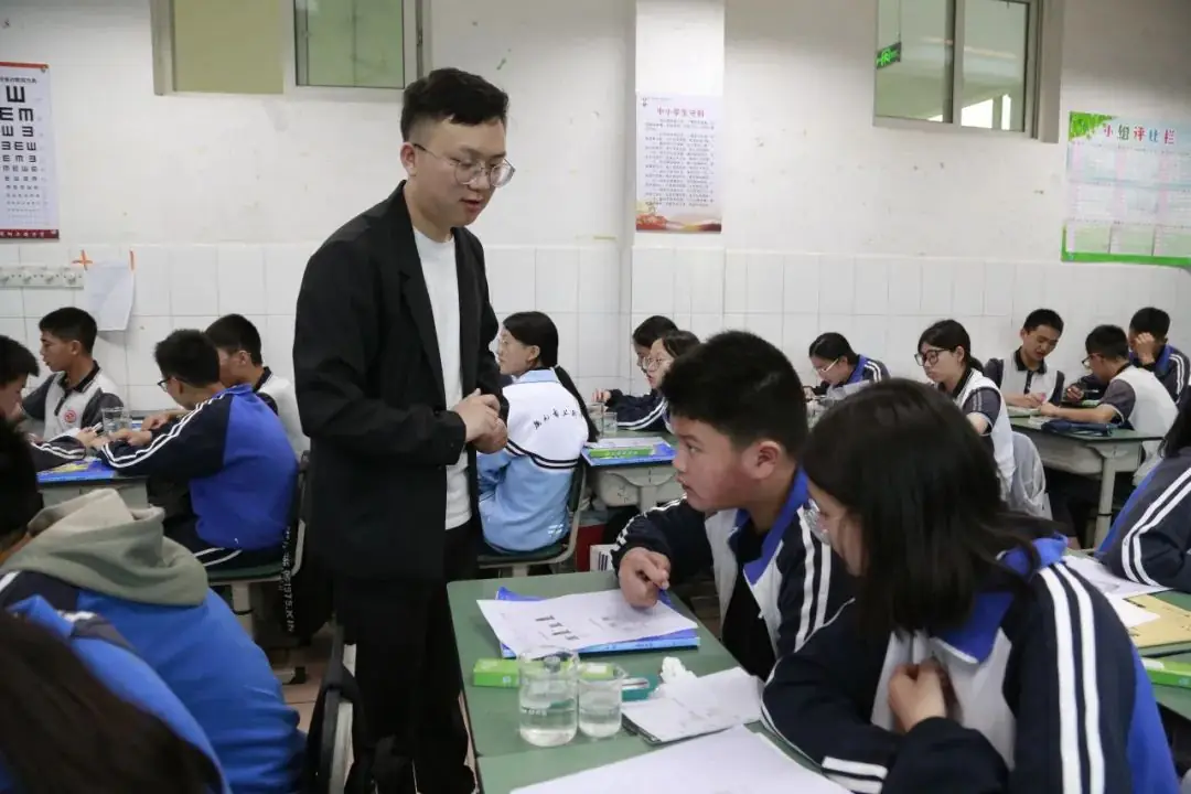【上中·教研】精准施策备中考 砥砺奋进开新篇-第31张图片-四季读书网