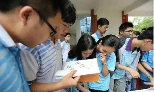 高考500分左右,学生“优先”选择这6所大学,就业率均在90%-第1张图片-四季读书网