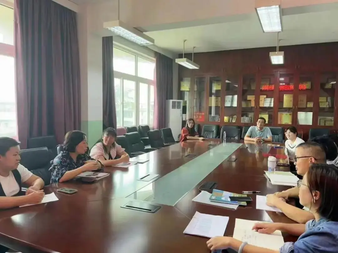 【联合教研】聚焦地生中考 共话复习策略——福州英才中学开展教育集团地理、生物小中考联合教研活动 第8张 【联合教研】聚焦地生中考 共话复习策略——福州英才中学开展教育集团地理、生物小中考联合教研活动 第8张