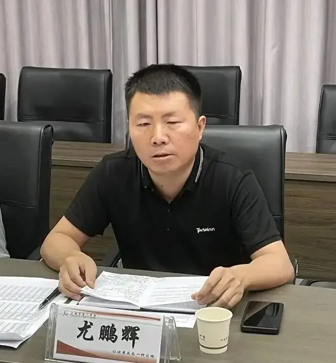 关怀明方向 助力迎中考——三元区教育局领导莅临三明八中指导2024年中考备考 第6张 关怀明方向 助力迎中考——三元区教育局领导莅临三明八中指导2024年中考备考 第6张