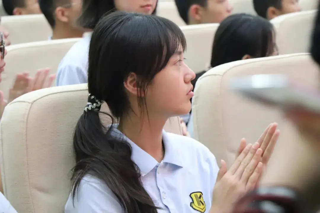 桃李春风凌云志,决胜生地“小中考”———漳州康桥学校八年级“小中考”誓师大会纪实 第78张 桃李春风凌云志,决胜生地“小中考”———漳州康桥学校八年级“小中考”誓师大会纪实 第78张