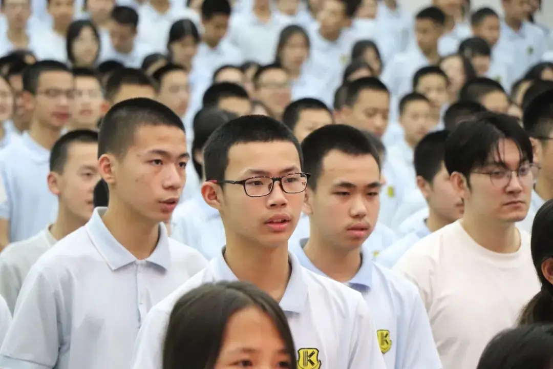 桃李春风凌云志,决胜生地“小中考”———漳州康桥学校八年级“小中考”誓师大会纪实 第12张 桃李春风凌云志,决胜生地“小中考”———漳州康桥学校八年级“小中考”誓师大会纪实 第12张