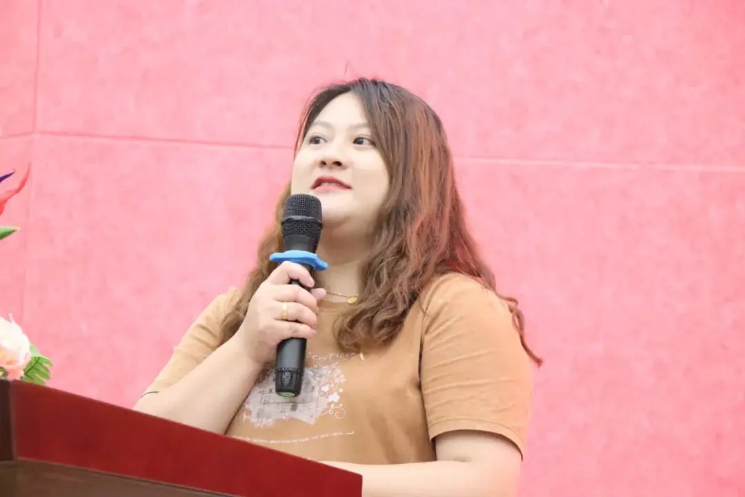 桃李春风凌云志,决胜生地“小中考”———漳州康桥学校八年级“小中考”誓师大会纪实 第21张 桃李春风凌云志,决胜生地“小中考”———漳州康桥学校八年级“小中考”誓师大会纪实 第21张