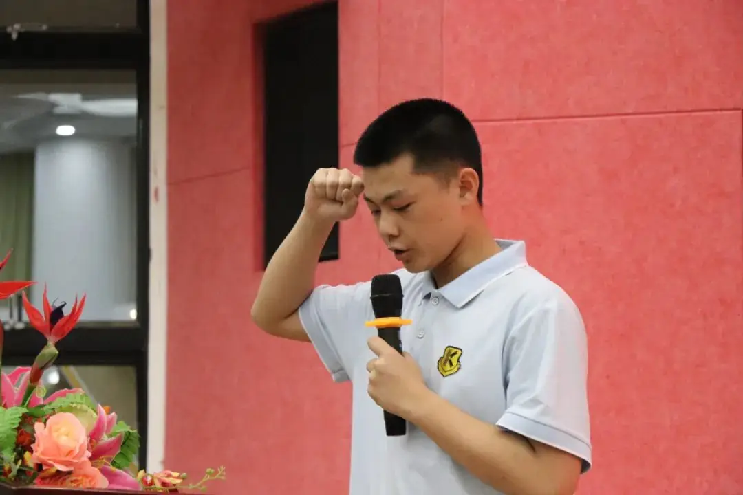 桃李春风凌云志,决胜生地“小中考”———漳州康桥学校八年级“小中考”誓师大会纪实 第42张 桃李春风凌云志,决胜生地“小中考”———漳州康桥学校八年级“小中考”誓师大会纪实 第42张