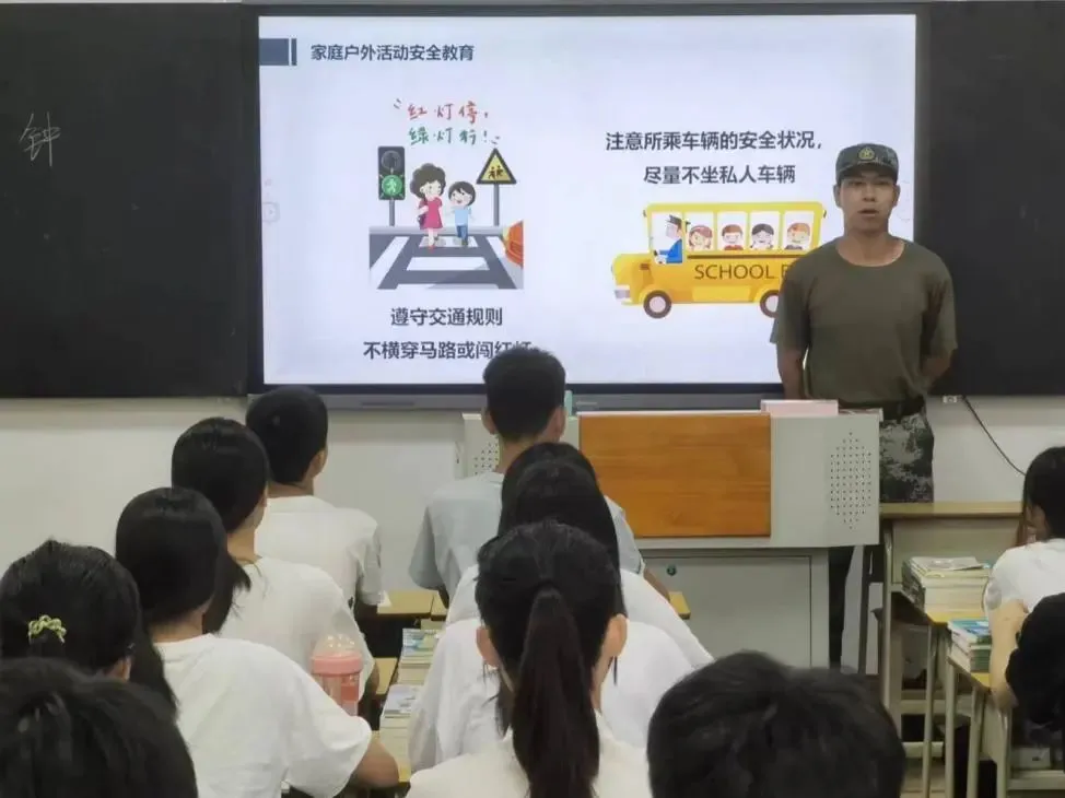 中考不理想,通往大学,这所学校了不起-第13张图片-四季读书网