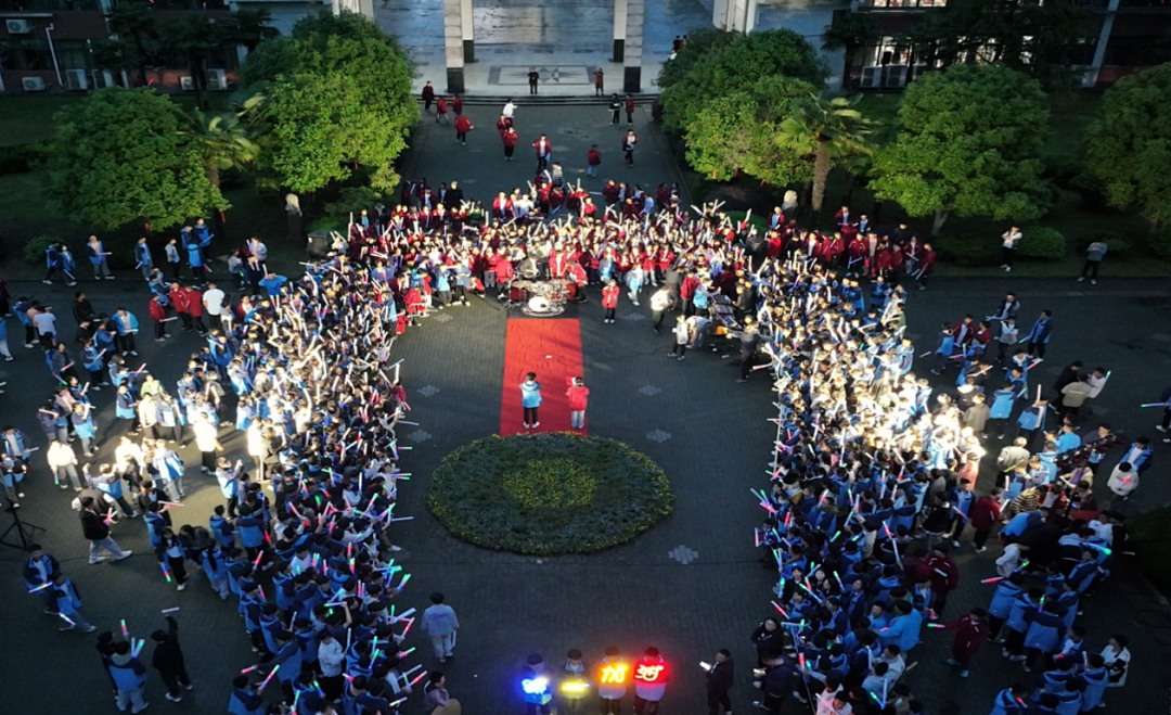 为高考加油 为青春喝彩-第16张图片-四季读书网