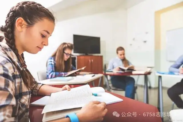 高考哪些专业需要英语口语考试成绩-第3张图片-四季读书网