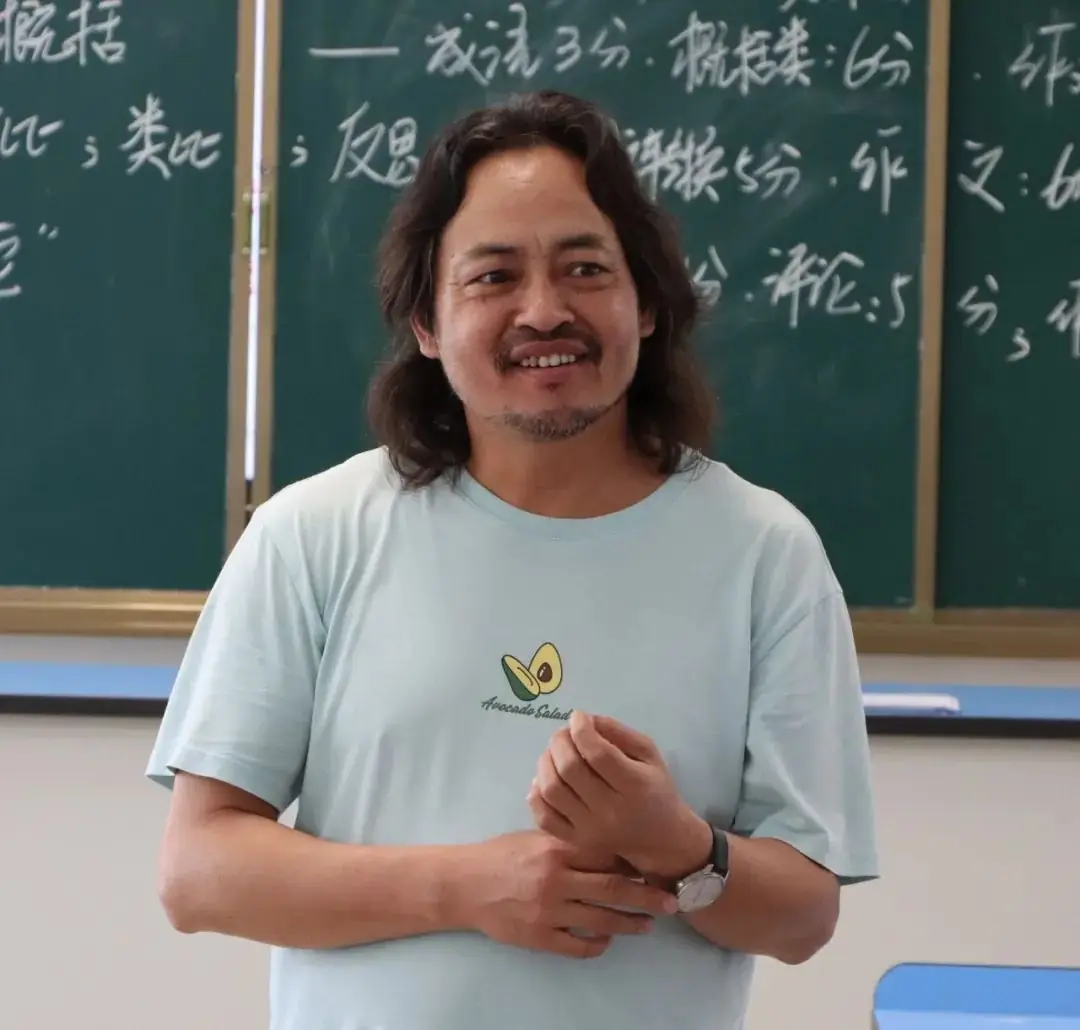 精准把脉新高考,送教帮扶促发展——玉溪师范学院到我校开展送教调研工作-第20张图片-四季读书网 精准把脉新高考,送教帮扶促发展——玉溪师范学院到我校开展送教调研工作-第20张图片-四季读书网
