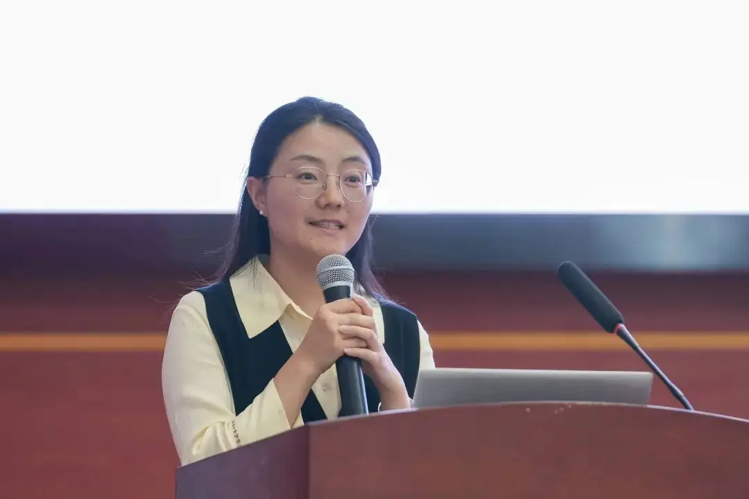 【润·工作室】研究新中考 推进新课标——庄建红工作室举行中考命题、解题专题分享暨结业典礼-第13张图片-四季读书网 【润·工作室】研究新中考 推进新课标——庄建红工作室举行中考命题、解题专题分享暨结业典礼-第13张图片-四季读书网