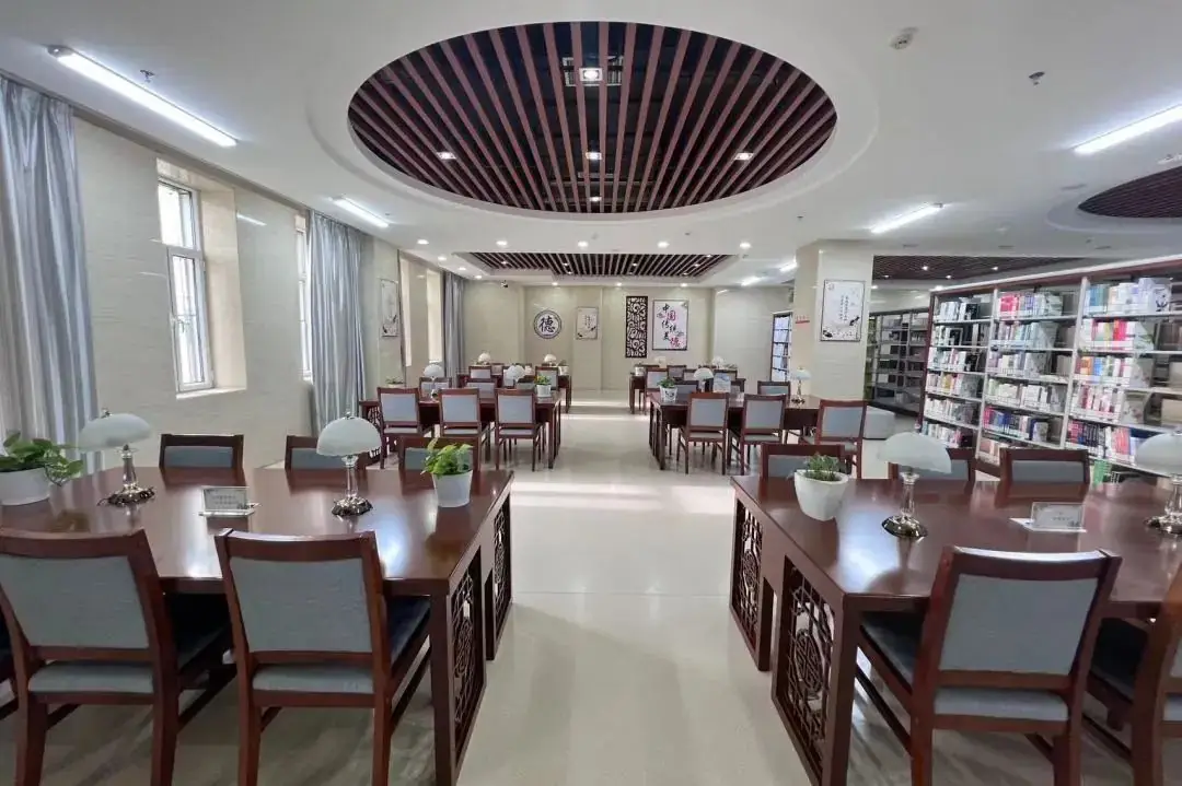 助力高考 圆梦未来 | 五家渠图书馆开设备考学习专区-第3张图片-四季读书网